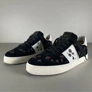 Vintage authentic Valentino Garavani beaded sneakers. Size 41